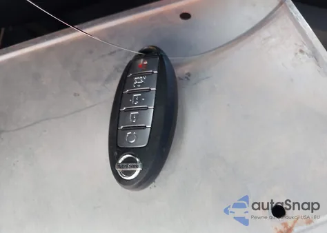 2017 Nissan Maxima 3.5 Platinum z USA, uszkodzony, nr VIN 1N4AA6AP7HC439566